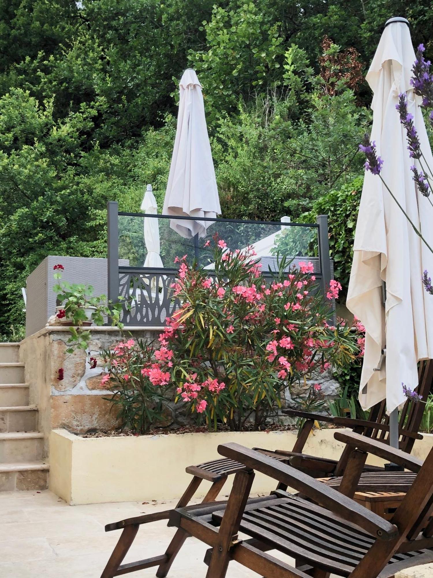 Villa D'Est En Ouest Montcuq Exterior foto